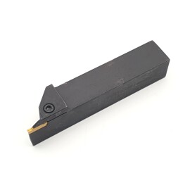 Фото MGEHR 3232-3 державка отрезная (канавочная) 32 мм под пластины 3 мм